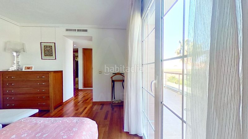 Foto b016bbc3-acb2-4f90-a8d3-de5526971c98. Chalet in carrer de salvador dalí 15 in Covamar Salou