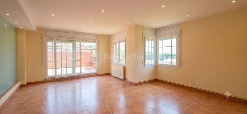 Foto e7f2ee79-f472-46b0-b49b-92b62a4c46b1. Casa en Olèrdola