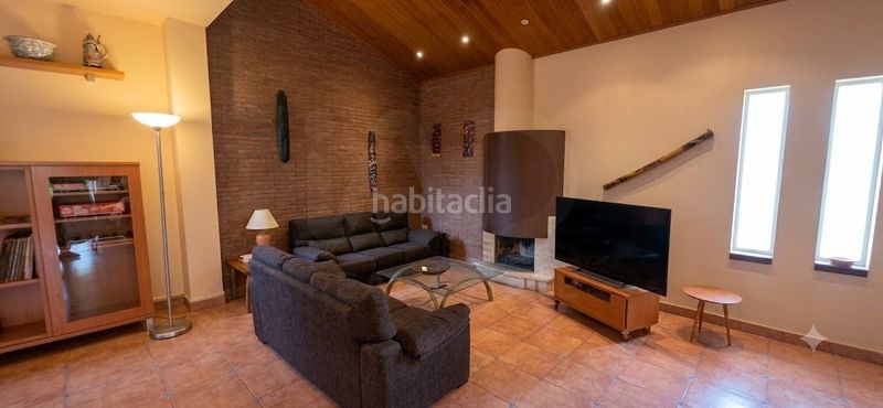 Foto e9ef401c-18ac-464e-9d99-85d6fca17a02. Casa en Olèrdola