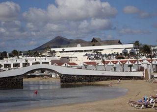 Pis a Costa Teguise