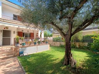 Doppelhaus in Segur de Calafell Nucli Urbà