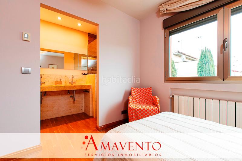 Foto b541dc56-ddcb-4c18-bab0-211848b52543. Casa amb calefacció aparcament piscina a Miguelturra