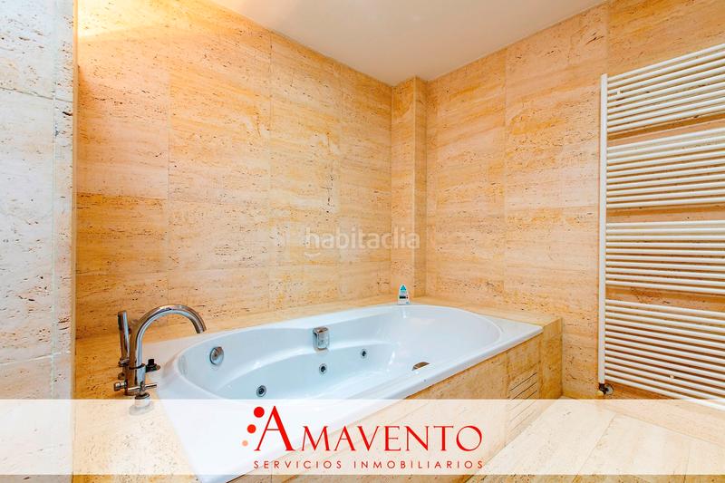 Foto f72b4680-9a21-4423-8630-5e2aee311796. Casa amb calefacció aparcament piscina a Miguelturra