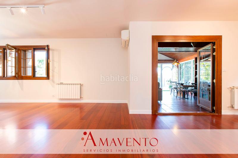 Foto 2b384f27-6c9b-4779-b8f8-1ad1056fe01b. Casa amb calefacció aparcament piscina a Berrocales de Jarama Paracuellos de Jarama