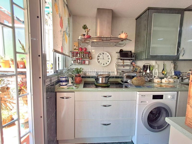 Foto c20691f7-9807-4fa9-871d-3c3e95fd988c. Pis a Vista Alegre Madrid