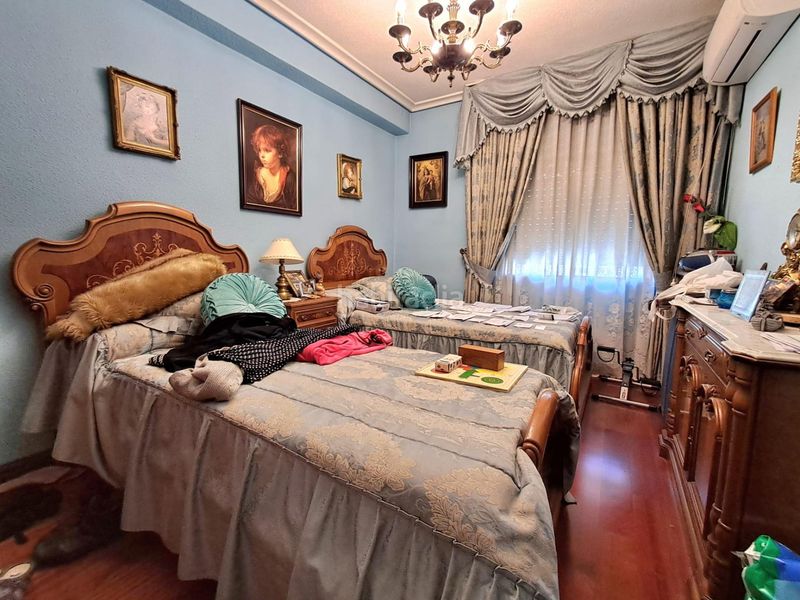 Foto ef843531-ac7e-4281-b518-0d66a6782c39. Pis a Vista Alegre Madrid