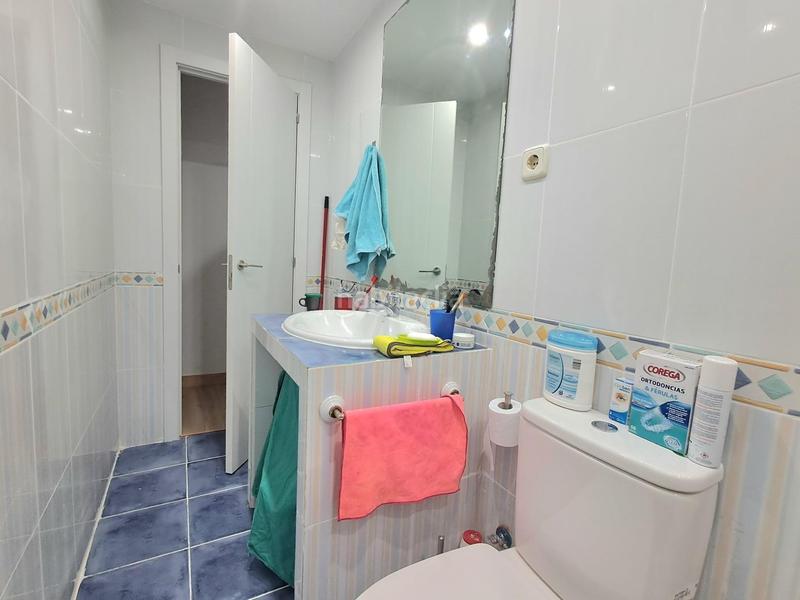 Foto 4c4361e2-5140-4edf-964d-4105c4365e6d. Flat with heating in Media Legua Madrid