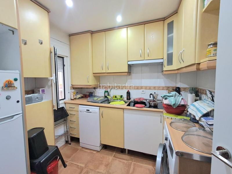 Foto 66f43fa6-ea47-4e2f-a37b-24d0457ccec2. Flat with heating in Media Legua Madrid