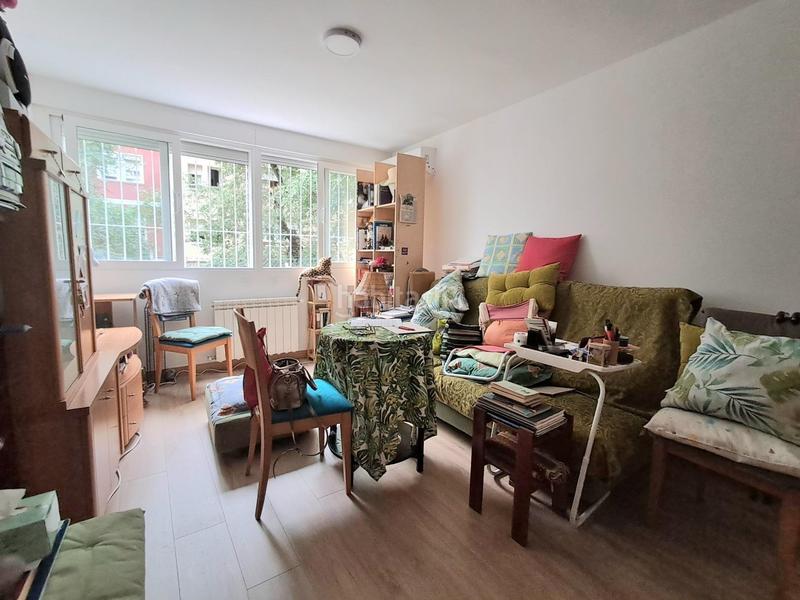 Foto 82481de9-8ca2-44ef-8bb0-2edf08cdad80. Flat with heating in Media Legua Madrid