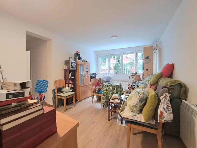 Foto c909bf71-a5db-4e84-b370-6aa175d9395f. Flat with heating in Media Legua Madrid