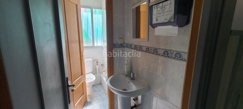 Foto c7e03833-326d-4f68-8488-5d17f8e026dd. Local comercial a Timón Madrid