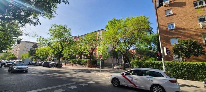 Foto e2de7e12-caeb-4844-a764-499f7c59f824. Pis amb aparcament a Hispanoamérica-Bernabéu Madrid
