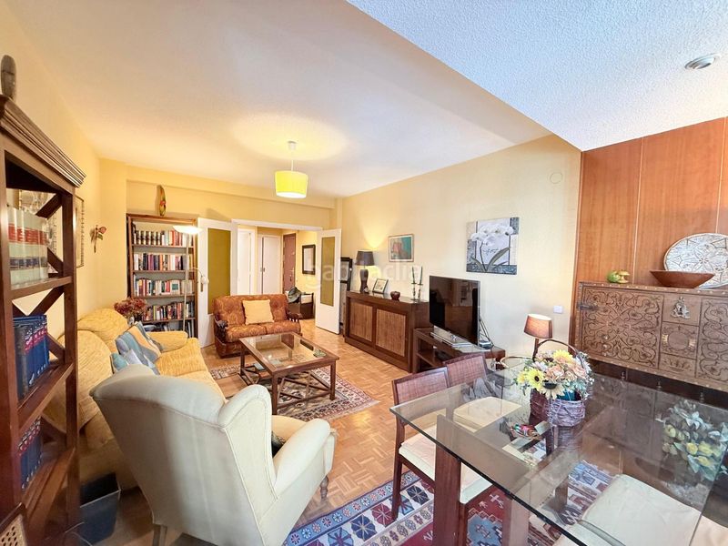 Foto 6dcf22d7-0ae0-4906-a458-ee8efe9c8e6d. Apartament amb aparcament a Prosperidad Madrid