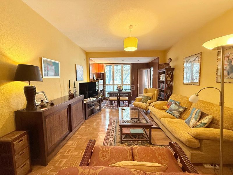 Foto 9befbdc1-c1fb-4905-b8f0-8abada50a0d7. Apartament amb aparcament a Prosperidad Madrid