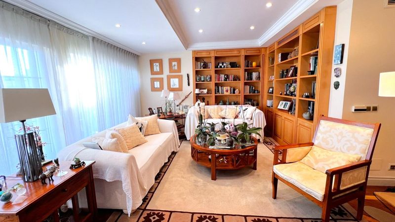 Foto f4e1ea97-235e-41a0-b5fc-597f4882e69f. Àtic a Goya Madrid