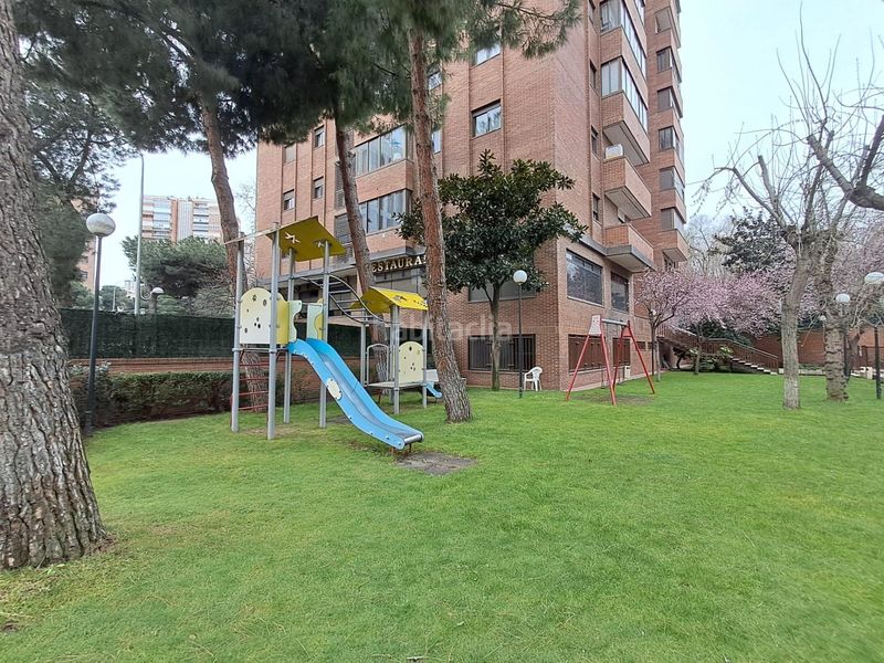 Foto cc913fa5-9ac7-4963-80df-312c7c95e6c9. Pis amb calefacció aparcament piscina a Costillares Madrid