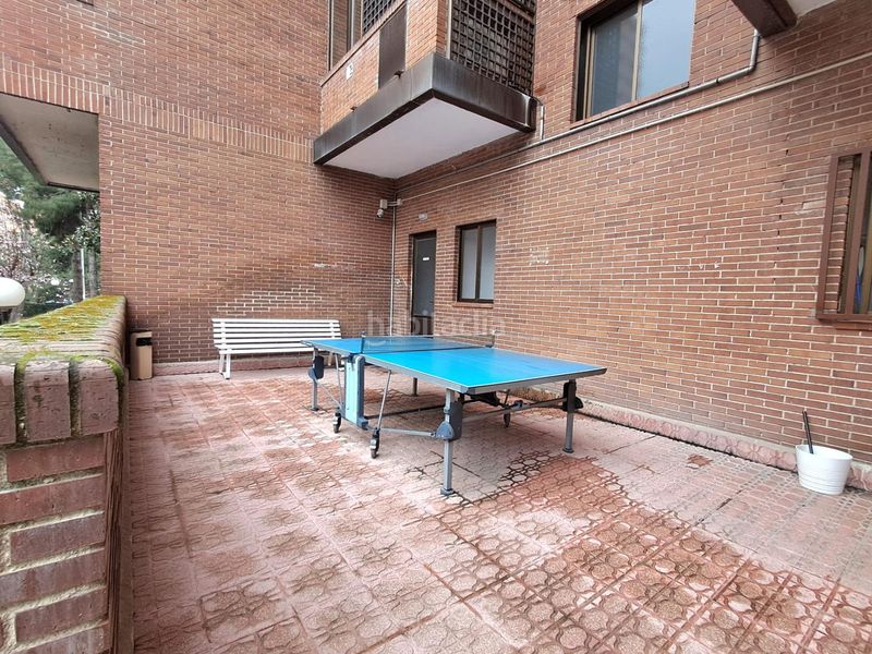 Foto ecea4269-195b-4715-859d-aac2f9f197d2. Pis amb calefacció aparcament piscina a Costillares Madrid
