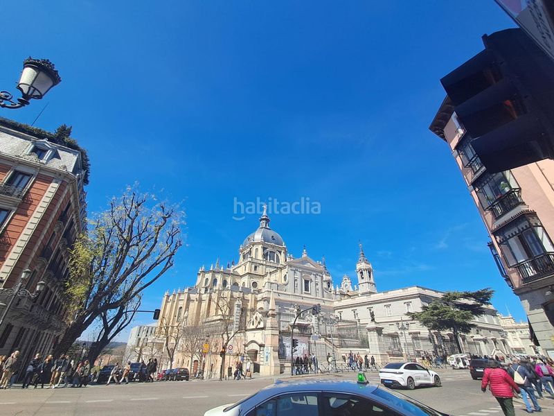 Foto dde4b873-806a-4942-bb78-3da8ebaecc9c. Pis a Palacio Madrid
