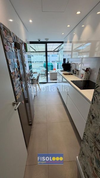 Foto 16a6def2-8b05-4e18-b696-b662459b75b7. Dúplex amb calefacció aparcament piscina a Aravaca Madrid