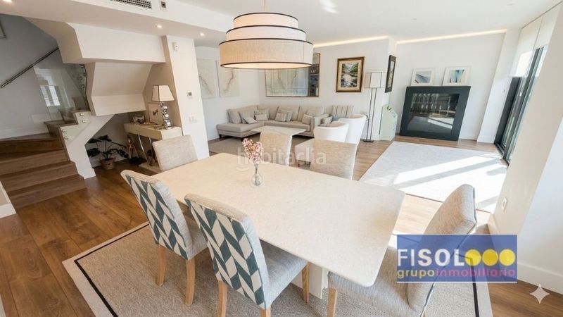 Foto 1bae0278-a8b9-4367-97c6-3dcf9221cbf6. Dúplex amb calefacció aparcament piscina a Aravaca Madrid