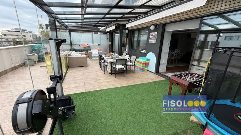 Foto a6f008ca-8b3c-4a14-b71d-0fe3a8c183e9. Dúplex amb calefacció aparcament piscina a Aravaca Madrid