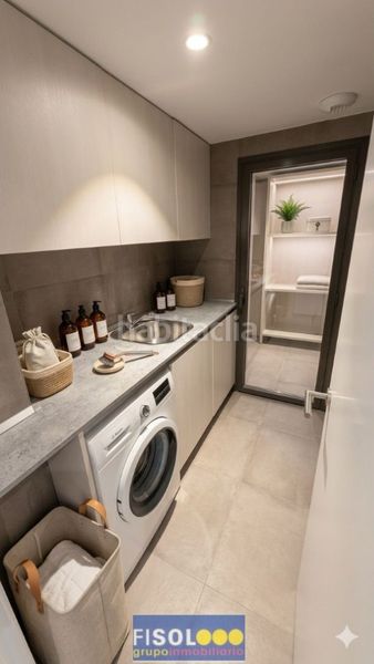 Foto e60dab63-b558-4f80-a287-bb180b873992. Dúplex amb calefacció aparcament piscina a Aravaca Madrid