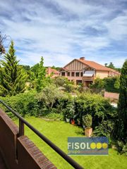 Chalet in La Cabaña. Chalet pareado en montegancedo