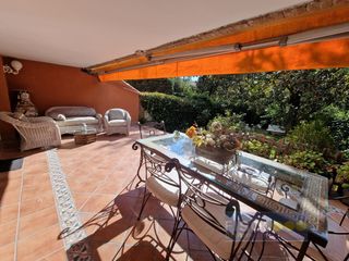 Xalet  Avenida de la osa mayor 23. Adosado en aravaca, mejor urbanización