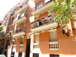 Flat in Calle de Casto Plasencia