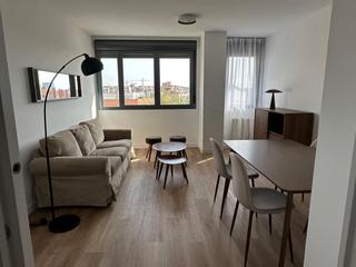 Zweistöckige Wohnung in Calle de San Benito
