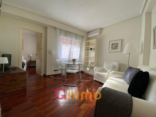 Flat in Calle de San Julio 3