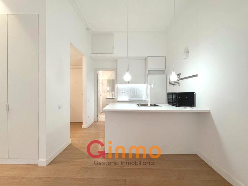 Foto 207348bf-fd62-4cb6-bbb9-54df6d392551. Dúplex en Castillejos-Cuzco Madrid