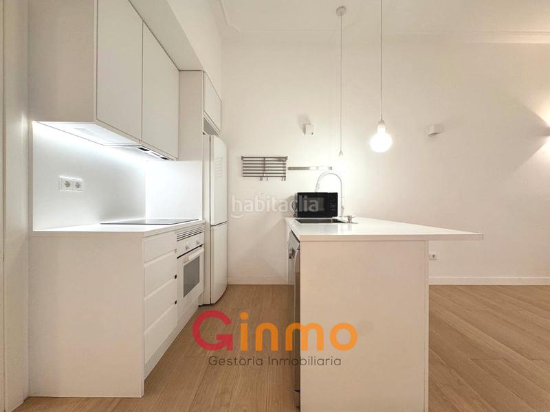 Foto 5d6b75eb-2fc2-448d-b1d3-582ee3df6985. Zweistöckige wohnung mit heizung in Castillejos-Cuzco Madrid