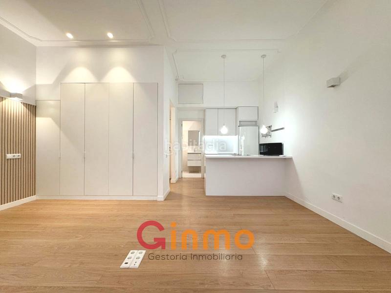 Foto 74e7f211-65f9-45d3-b1e3-f2e44d83d5cb. Zweistöckige wohnung mit heizung in Castillejos-Cuzco Madrid