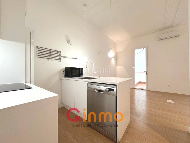 Foto ee9eb84a-5a1b-4eb5-b1b6-57b5be3bded3. Zweistöckige wohnung mit heizung in Castillejos-Cuzco Madrid