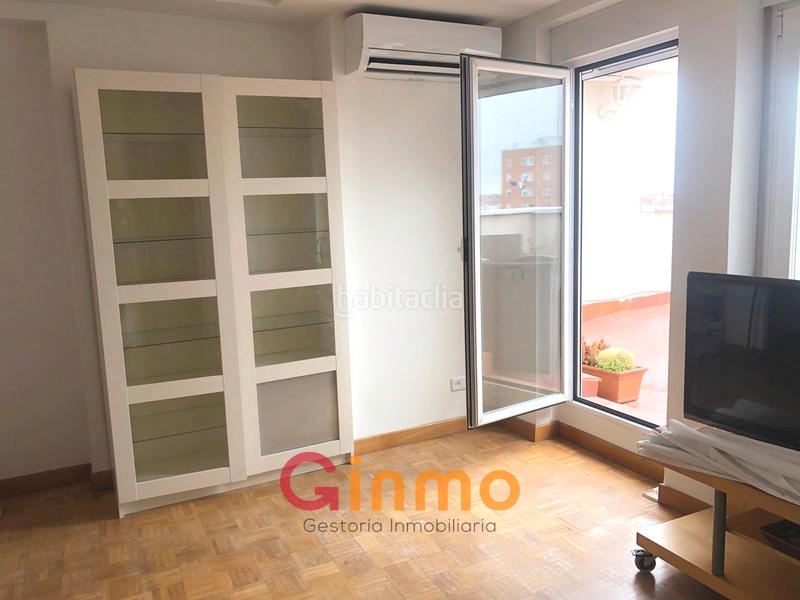 Foto 4c622542-601f-4f22-b10a-b613ea2e07a6. Miete dachwohnung mit heizung parking in Quintana Madrid