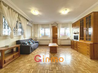 Flat in Calle de Antonio Pérez 4