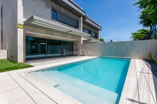 Casa aparellada  San jaime. Chalet pareado de lujo de obra nueva a estrenar