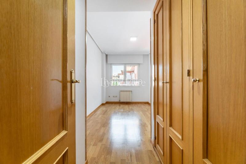 Foto 554d1280-f92e-4843-9b62-aaf646f6c205. Piso precioso piso en la codiciada zona de somosaguas. en Pozuelo de Alarcón
