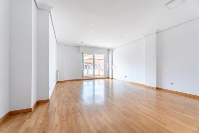 Foto df7c13de-6bdd-464b-bbd3-9a13e2aaa227. Piso precioso piso en la codiciada zona de somosaguas. en Pozuelo de Alarcón