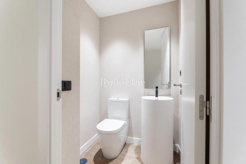 Foto 0fdb117d-7f60-46c0-a54b-59565aa37637. Etagenwohnung mit heizung in Trafalgar Madrid