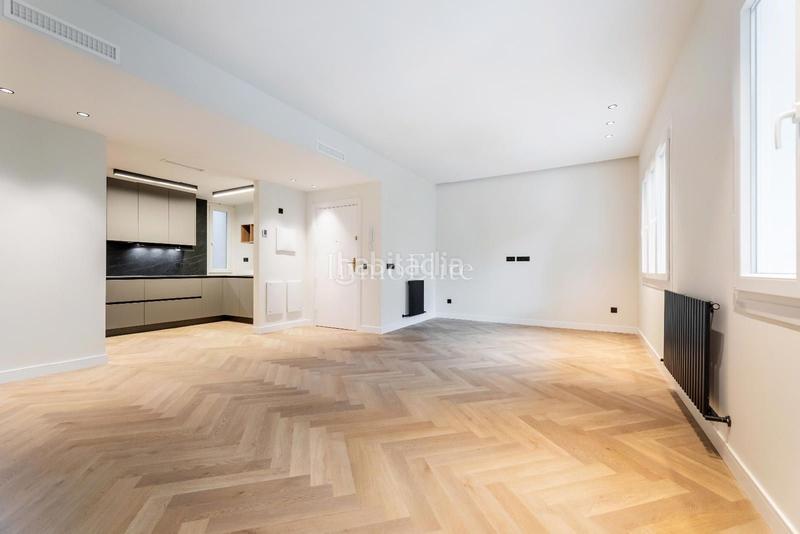 Foto 76291033-cc72-4e99-8844-026de94dfc60. Etagenwohnung mit heizung in Trafalgar Madrid