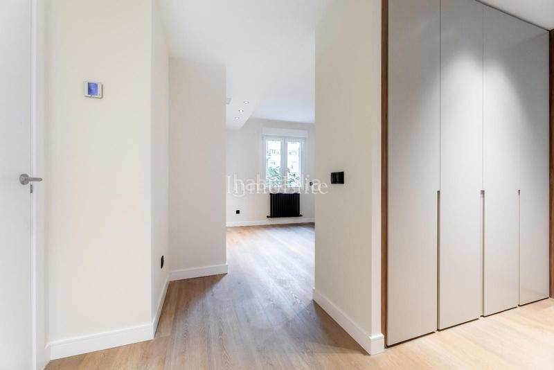 Foto c5d05140-25ca-40b0-b095-2aa6dd7c8fbc. Etagenwohnung mit heizung in Trafalgar Madrid