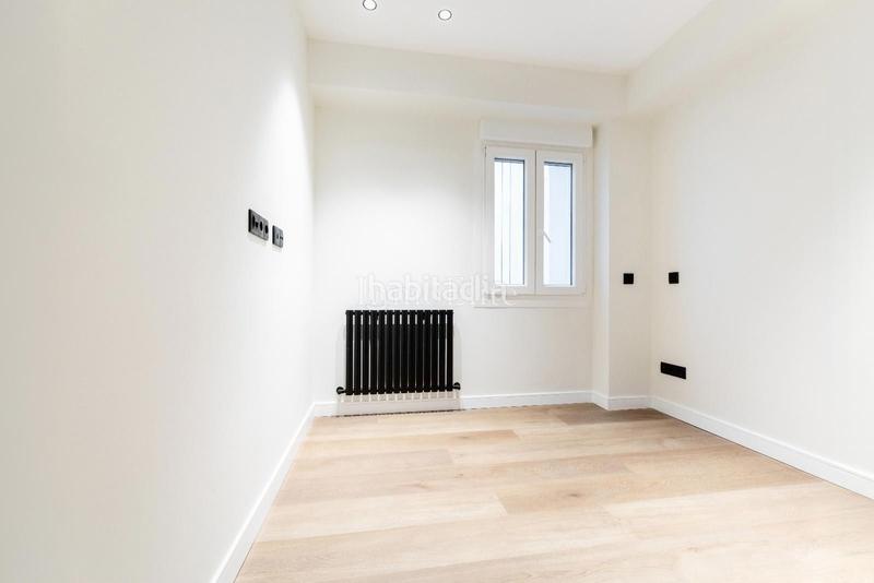 Foto c9eeae27-5b46-41f0-9b6b-def9acd6f4ce. Etagenwohnung mit heizung in Trafalgar Madrid