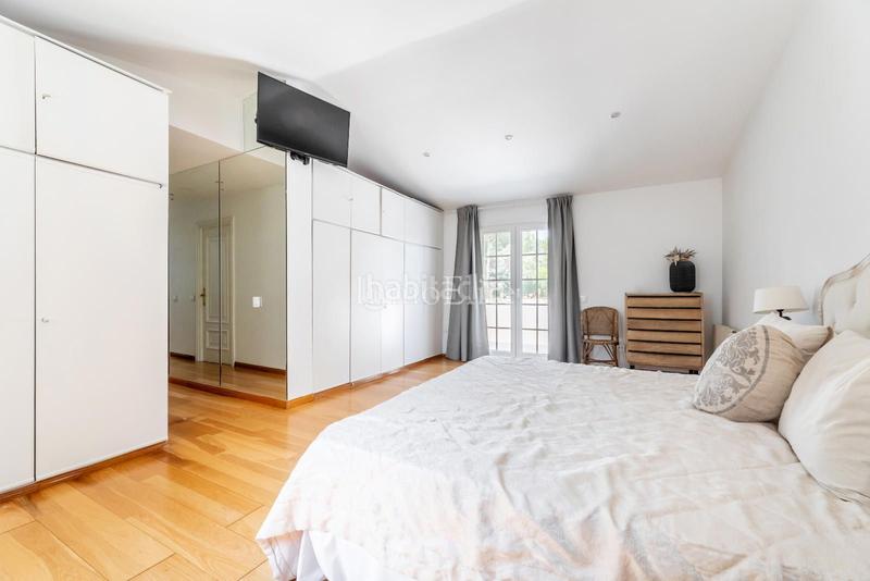 Foto 7680b461-4279-437b-9568-ef66101368c8. Chalet avec chauffage parking piscine dans Montealina Pozuelo de Alarcón