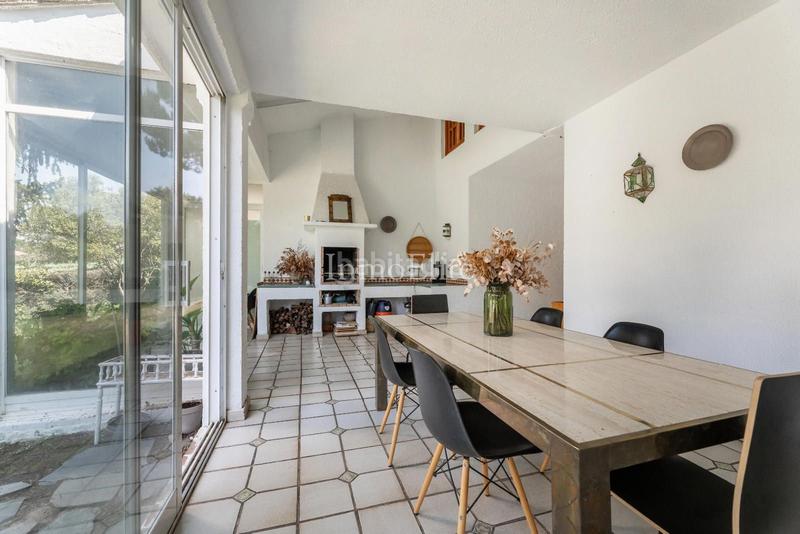 Foto 9da5547f-00c3-4129-9008-6cdae5d61fe7. Chalet avec chauffage parking piscine dans Montealina Pozuelo de Alarcón