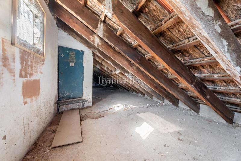 Foto 01564e85-e346-4307-b015-2a77f6603cf3. Ático oportunidad para inversores en Trafalgar Madrid