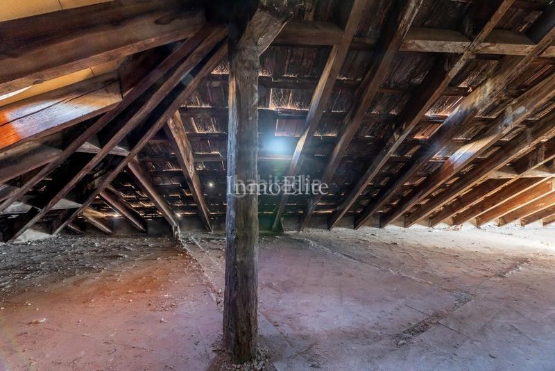 Foto 8a3a3e7a-af3a-4570-bf5a-101d1220e69d. Ático oportunidad para inversores en Trafalgar Madrid