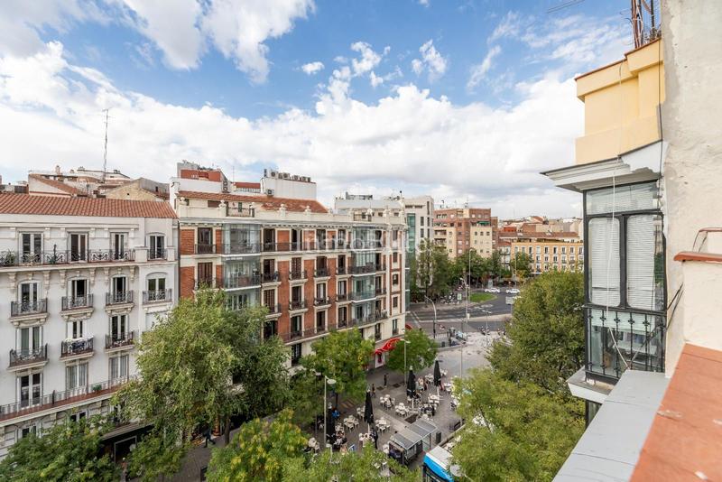 Foto 82a55d2a-1183-44b2-bd78-54681a2415d2. Ático sensacional atico duplex loft en Trafalgar en Madrid