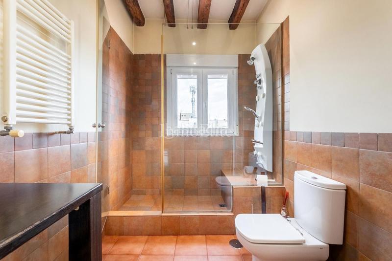 Foto 965b82d1-cfd7-44d7-a5fa-bb76cffcaa7d. Ático sensacional atico duplex loft en Trafalgar en Madrid